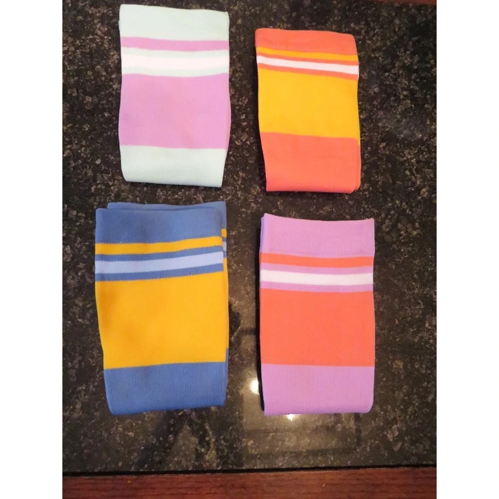 4 Pair Compression Socks 20-30mmHg S/M Fits Small to Medium Shoe Size 5.5 to 8.5